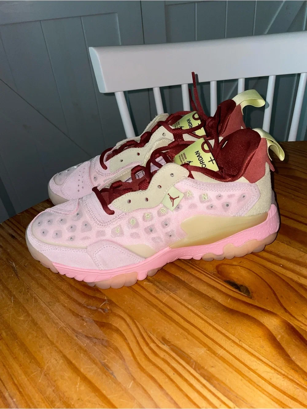 NIKE Jordan Delta 2 'Regal Pink' Womens Sneakers SZ US 8.5 CW0913-600